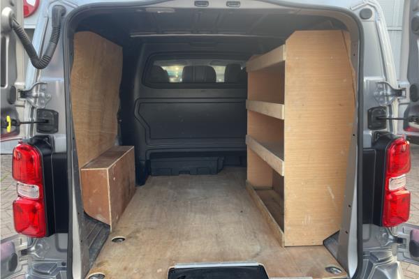 2020 Vauxhall Vivaro 2.0 Turbo D 3100 Sportive Crew Van 5dr Diesel Manual L2 H1 Euro 6 (s/s) (120 ps) - Cloth, photo 13
