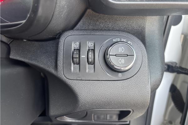 2020 Vauxhall Combo Life 1.5 Turbo D Elite XL MPV 5dr Diesel Auto Euro 6 (s/s) (130 ps) - Cloth, photo 21