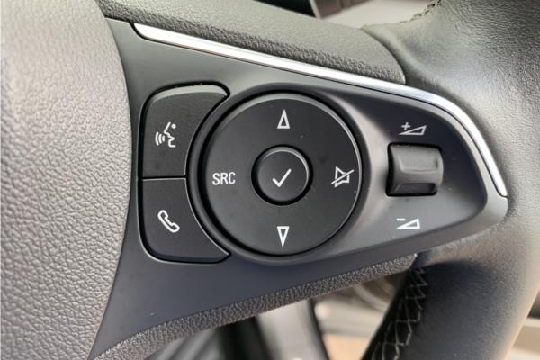 2020 Vauxhall Grandland X 1.6 13.2kWh Business Edition Nav Premium SUV 5dr Petrol Plug-in Hybrid Auto 4WD Euro 6 (s/s) Hybrid4 (300 ps) - Cloth/Leather, photo 18