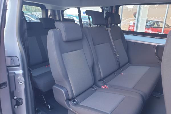 2024 Vauxhall Vivaro-e Life 50kWh Combi MPV 5dr Electric Auto LWB (9 Seat, 11kW Charger) (136 ps) - Curitiba Triton, photo 13