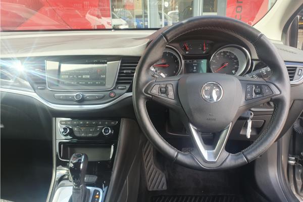 2019 Vauxhall Astra 1.4i Turbo Griffin Hatchback 5dr Petrol Auto (s/s) (150 ps) - Cloth Sienna/Jet Blk, photo 11