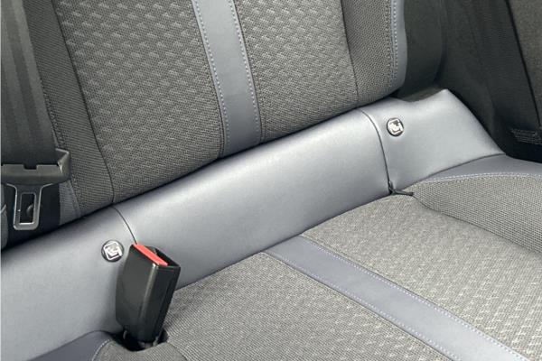 Non Franchise 2020 Peugeot 2008 1.2 PureTech Allure Premium SUV 5dr Petrol Manual Euro 6 (s/s) (100 ps) - Fabic - Cloth, photo 33