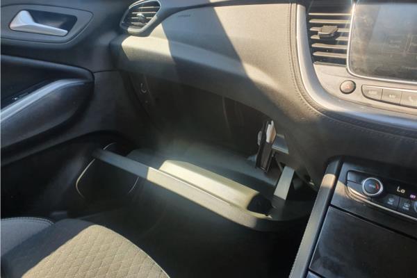 2019 Vauxhall Grandland X 1.2 Turbo Sport Nav SUV 5dr Petrol Manual Euro 6 (s/s) (130 ps) - Berson Black, photo 26