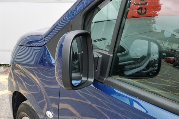 2019 Vauxhall Combo Life 1.2 Turbo GPF Energy MPV 5dr Petrol Manual Euro 6 (s/s) (7 Seat) (110 ps) - Cloth, photo 41