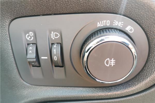 2022 Vauxhall Grandland 1.5 Turbo D SRi SUV 5dr Diesel Auto Euro 6 (s/s) (130 ps) - Cloth, photo 21