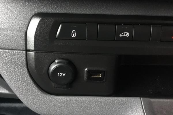 2020 Vauxhall Vivaro L2h1 VN 2.0CDTi 120 3.1t Sportive - Cloth, photo 24