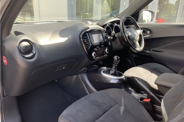 2015 Nissan Juke 1.2 DIG-T N-Connecta SUV 5dr Petrol Euro 6 (s/s) (115 ps)-sequence-14