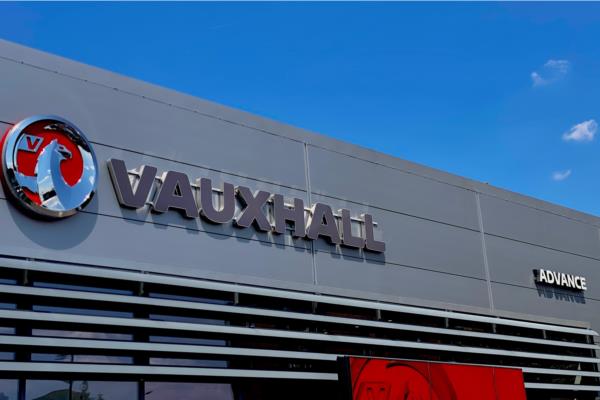 Vauxhall Mokka HAT 1.2T 130 Ultimate AU - Black Renewkn, photo 3