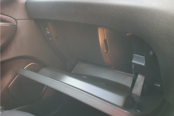 2020 Vauxhall Grandland X 1.2 Turbo SRi Nav SUV 5dr Petrol Manual Euro 6 (s/s) (130 ps) - Cloth, photo 26