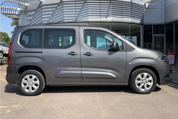 2020 Vauxhall Combo Life 1.2 Turbo Energy MPV 5dr Petrol Auto Euro 6 (s/s) (7 Seat) (130 ps) - Cloth, photo 9