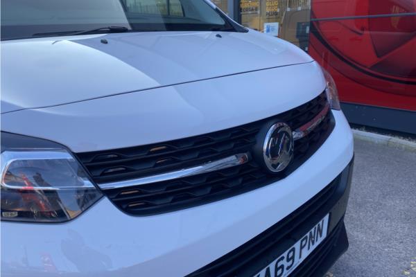 2020 VAUXHALL VIVARO - Cloth, photo 27