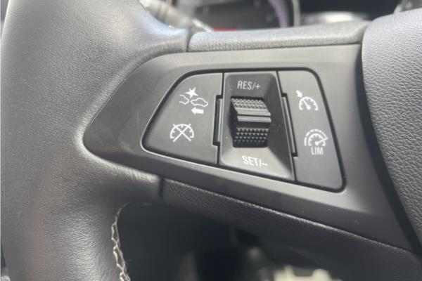 2020 Vauxhall Astra 1.2 Turbo SRi Hatchback 5dr Petrol Manual Euro 6 (s/s) (145 ps) - Cloth, photo 21