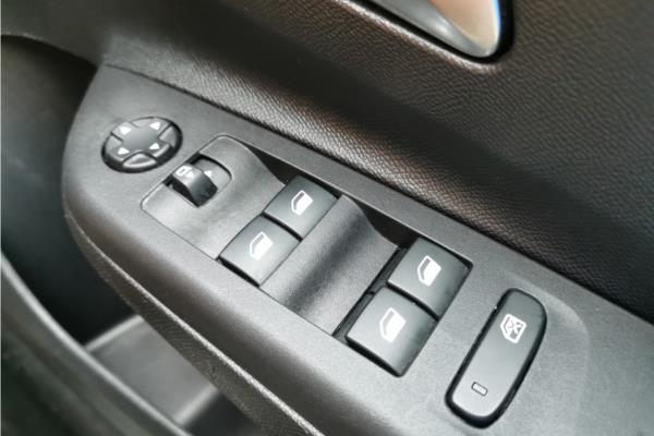 2022 Vauxhall Corsa 1.2 Turbo Ultimate Hatchback 5dr Petrol Auto Euro 6 (s/s) (130 ps) - Cloth/Alcantara, photo 22