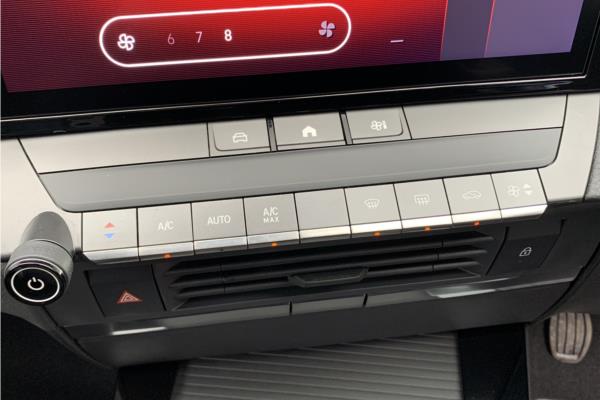 2024 Vauxhall Astra Design - Cloth Sienna/Jet Blk, photo 15
