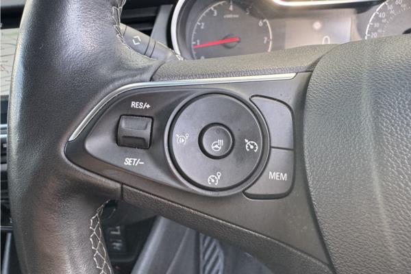 2021 Vauxhall Crossland 1.2 Turbo Ultimate Nav SUV 5dr Petrol Manual Euro 6 (s/s) (130 ps) - Cloth/Alcantara, photo 18