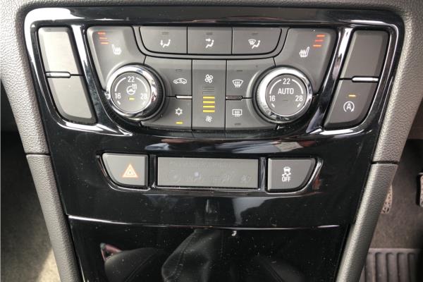 2019 VAUXHALL MOKKA - Cloth, photo 16