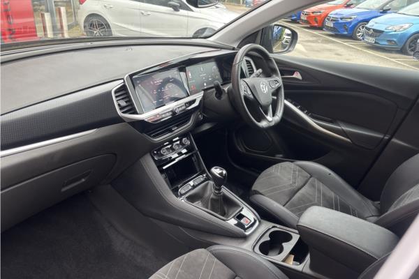 2022 Vauxhall Grandland 1.2 Turbo Ultimate SUV 5dr Petrol Manual Euro 6 (s/s) (130 ps) - Leather, photo 15