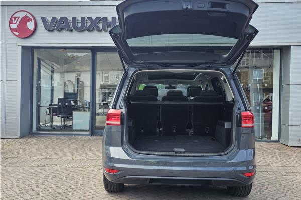 Non Franchise 2021 Volkswagen Touran 1.5 TSI EVO SE Family MPV 5dr Petrol Manual Euro 6 (s/s) (150 ps) - Fabic - Cloth, photo 14