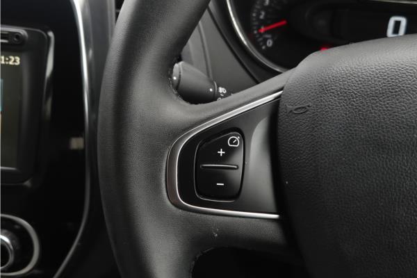 Non Franchise 2018 Renault Captur 0.9 TCe ENERGY Iconic SUV 5dr Petrol Manual Euro 6 (s/s) (90 ps) - Fabic - Cloth, photo 18