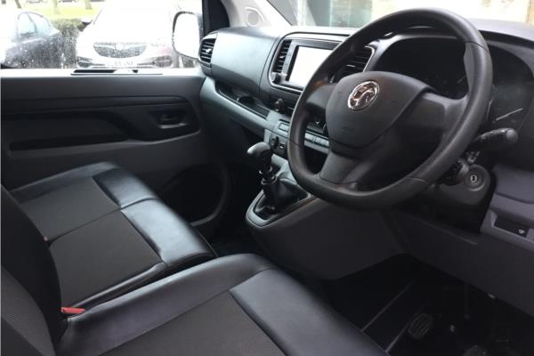 2020 Vauxhall Vivaro L2h1 VN 2.0CDTi 120 3.1t Sportive - Cloth, photo 12