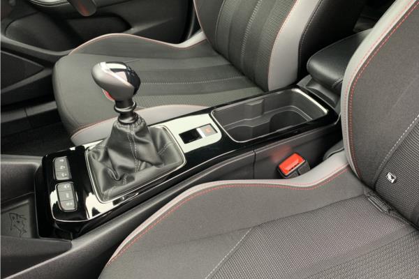 2021 Vauxhall Mokka 1.2 Turbo SRi Premium SUV 5dr Petrol Manual Euro 6 (s/s) (100 ps) - Cloth/Leather, photo 43