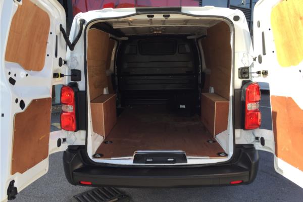 2019 VAUXHALL VIVARO - Cloth, photo 13