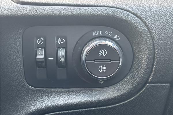 2021 Vauxhall Grandland X 1.2 Turbo Elite Nav SUV 5dr Petrol Manual 6Spd Euro 6 (s/s) (130 ps) - Leather, photo 19