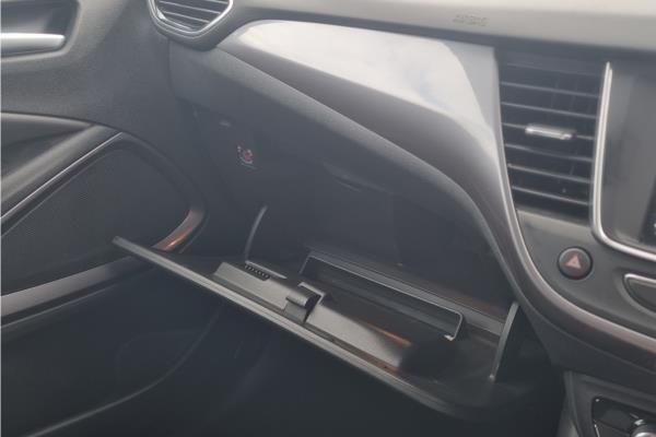2019 Vauxhall Crossland X 1.2 Turbo Elite Nav SUV 5dr Petrol Auto Euro 6 (s/s) (130 ps) - Cloth, photo 25