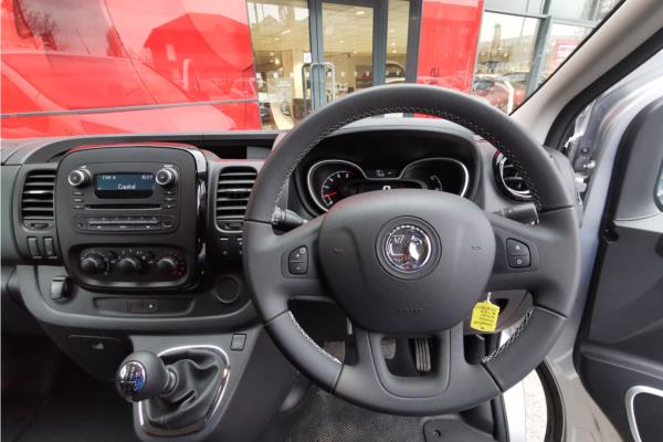 2019 VAUXHALL VIVARO - Black Cloth, photo 10