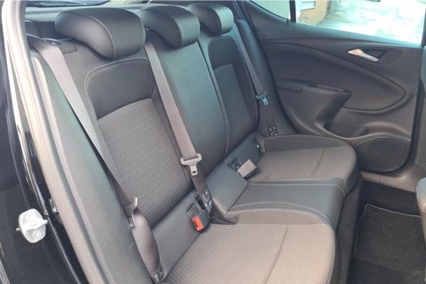 2019 VAUXHALL ASTRA - Cloth, photo 12