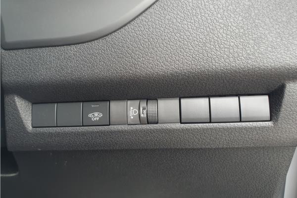 2023 Vauxhall Vivaro-e Life - Curitiba Triton, photo 19