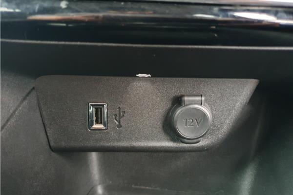 2021 Vauxhall Corsa 1.2 Turbo Elite Nav Premium Hatchback 5dr Petrol Auto Euro 6 (s/s) (100 ps) - Cloth, photo 38