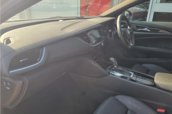 2019 Vauxhall Insignia 2.0 Turbo D BlueInjection SRi VX Line Nav Sports Tourer 5dr Diesel Auto Euro 6 (s/s) (170 ps) - Cloth/Leather, photo 14