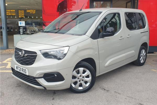 2021 Vauxhall Combo Life 1.2 Turbo SE MPV 5dr Petrol Auto Euro 6 (s/s) (130 ps) - Cloth, photo 4