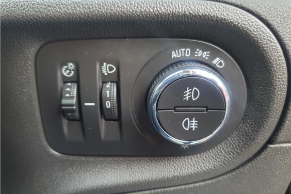 2020 Vauxhall Grandland X 1.2 Turbo SRi Nav SUV 5dr Petrol Auto Euro 6 (s/s) (130 ps) - Cloth, photo 20