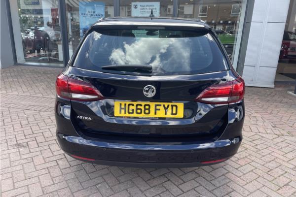2019 Vauxhall Astra 1.4i Turbo Elite Nav Sports Tourer 5dr Petrol Auto Euro 6 (s/s) (150 ps) - Leather, photo 7