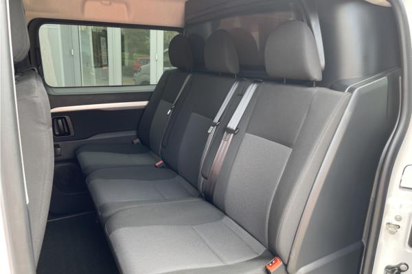 2022 Vauxhall Vivaro 2.0 Turbo D 3100 Elite Crew Van 5dr Diesel Manual Euro 6 (s/s) (145 ps) - Cloth, photo 33
