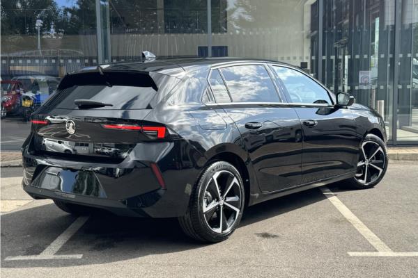 Vauxhall Astra* 5Dr 54kWh 11kWCh Ultimate AU - Jet Blk+alcantr, photo 7