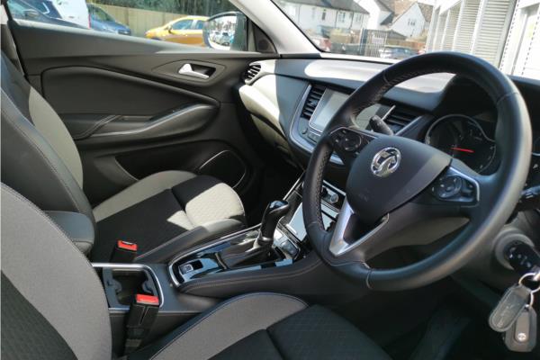 2021 Vauxhall Grandland X 1.2 Turbo SRi Nav SUV 5dr Petrol Auto Euro 6 (s/s) (130 ps) - Cloth/Leather, photo 12