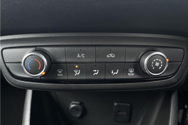 2020 VAUXHALL CROSSLAND - Florey Black, photo 15