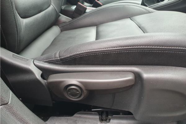 2019 Vauxhall Astra 1.0i Turbo ecoTEC Elite Nav Hatchback 5dr Petrol Manual Euro 6 (s/s) (105 ps) - Leather, photo 29
