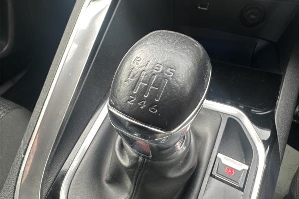 Non Franchise 2021 Peugeot 3008 1.2 PureTech Active Premium SUV 5dr Petrol Manual Euro 6 (s/s) (130 ps) - Fabic - Cloth, photo 32