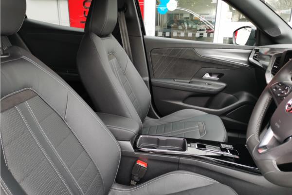 2022 Vauxhall Mokka 1.2 Turbo Ultimate Nav SUV 5dr Petrol Auto Euro 6 (s/s) (130 ps) - Leather, photo 32