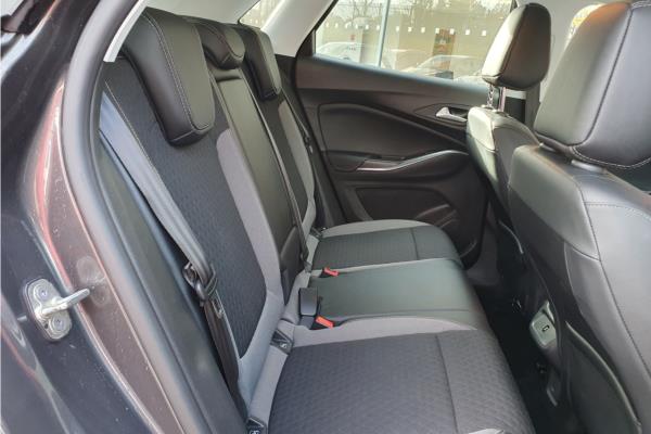 2019 Vauxhall Grandland X 1.2 Turbo GPF Sport Nav SUV 5dr Petrol Auto Euro 6 (s/s) (130 ps) - Cloth, photo 13
