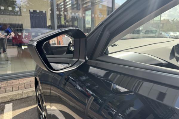 Vauxhall Astra* 5Dr 54kWh 11kWCh Ultimate AU - Jet Blk+alcantr, photo 40