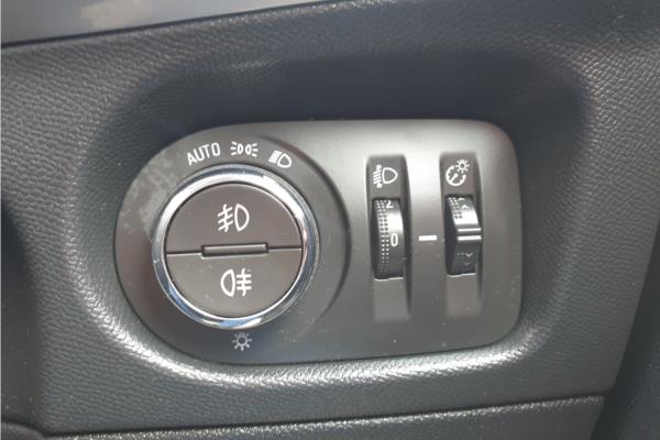 2021 Vauxhall Mokka 1.2 Turbo Elite Nav Premium SUV 5dr Petrol Manual Euro 6 (s/s) (130 ps) - Leather, photo 21