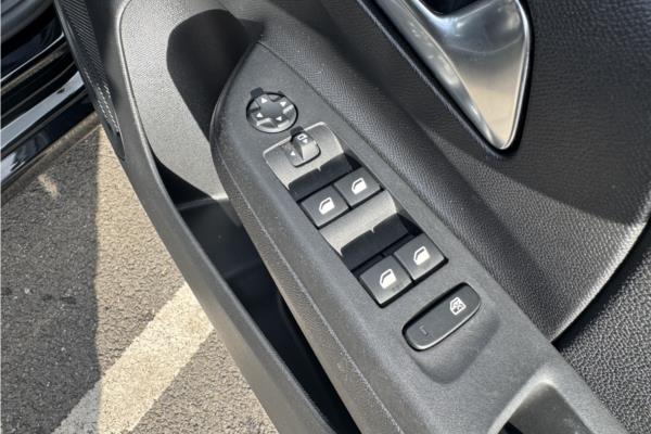 2022 Vauxhall Corsa 1.2 Turbo Elite Edition Hatchback 5dr Petrol Auto Euro 6 (s/s) (100 ps) - Cloth, photo 22