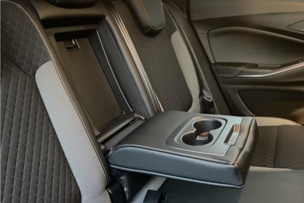 2020 Vauxhall Grandland X 1.2 Turbo SRi Nav SUV 5dr Petrol Auto Euro 6 (s/s) (130 ps) - Cloth, photo 31