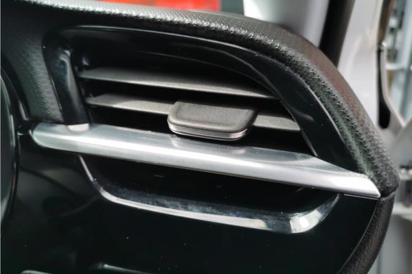 2020 Vauxhall Corsa 1.2 Turbo Elite Nav Hatchback 5dr Petrol Auto Euro 6 (s/s) (100 ps) - Cloth, photo 39