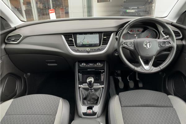 2021 Vauxhall Grandland X 1.2 Turbo Griffin Edition Euro 6 (s/s) 5dr - Cloth, photo 10